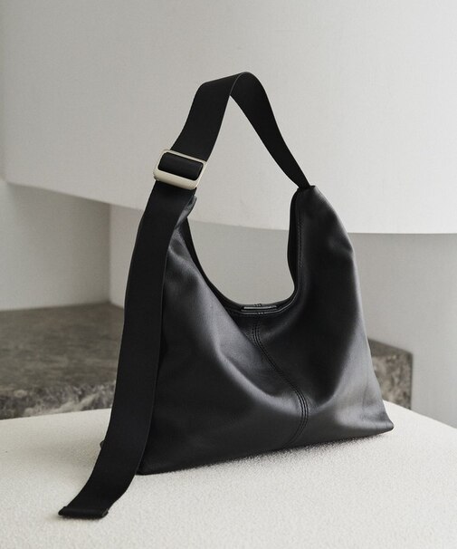 レザーホーボーバッグ M