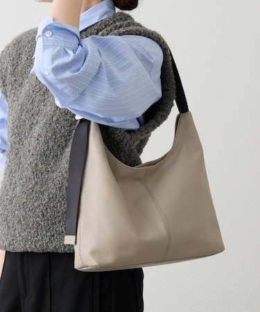 レザーホーボーバッグ M