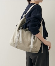 ナイロンジャガードメタルバックルショルダーバッグ L