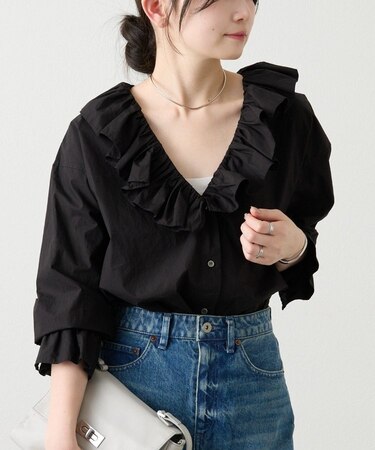 ラッフルシャツ