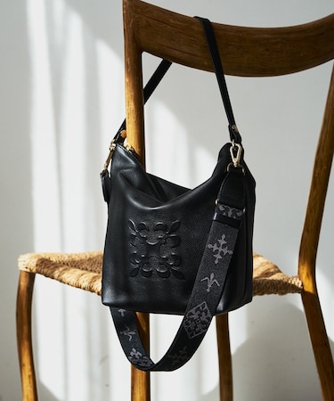 《WEB限定》スタンダードミニショルダーバッグ <エンボスモノグラム>