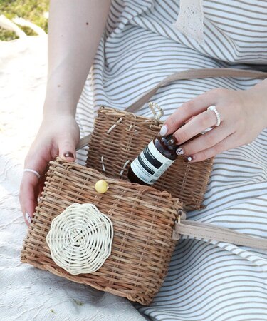 ラタンインテリアカメラ