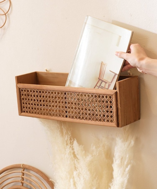 ラタン編みウォールシェルフ／マクラメとラタン