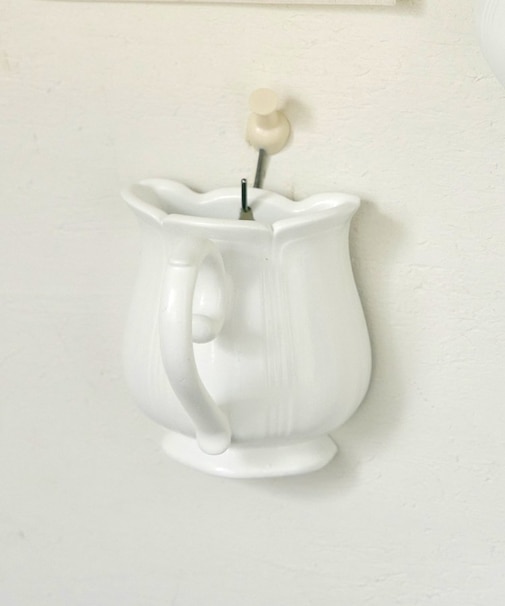 ウォールティーカップオブジェ／不思議の国のアリスインテリア