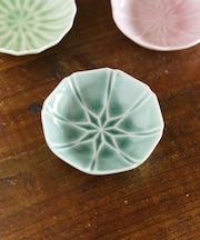 ガラス貫入小皿水仙／花ひらく、新春のうつわ