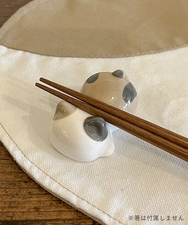 猫の箸置き／猫の食卓