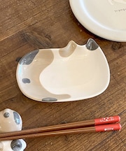 猫のお昼寝小皿／猫の食卓