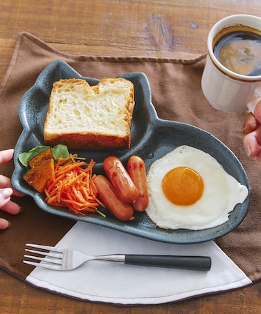 《WEB限定商品》猫の仕切りプレート／猫の食卓