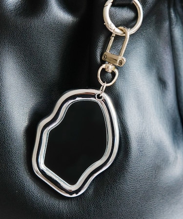 ウェーブミラーミニチャーム