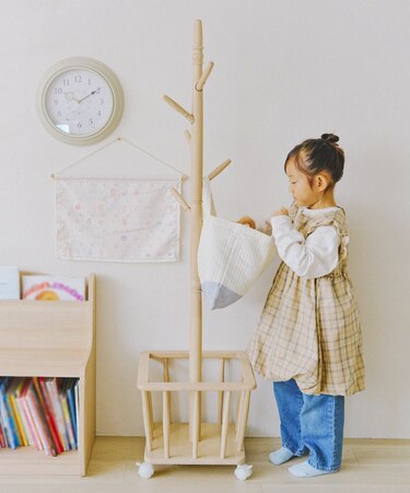 《WEB限定商品》バスケット付きポールハンガー／こども部屋