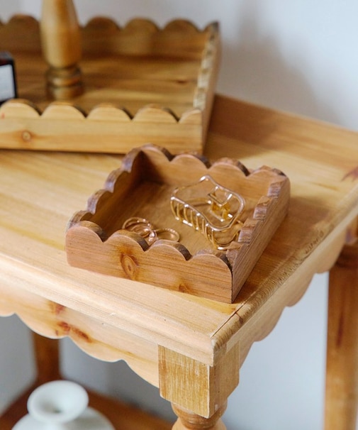 スカラップトレイスクエア