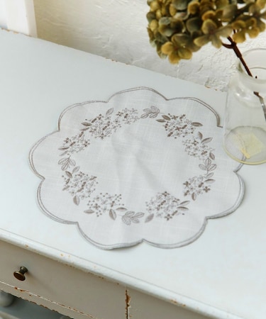 あじさい刺繍ドイリー：25cm／hortensia