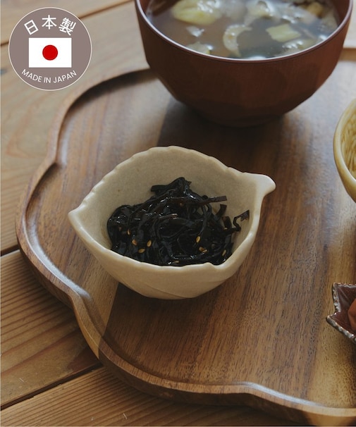 美濃焼葉っぱ小鉢／新米が主役