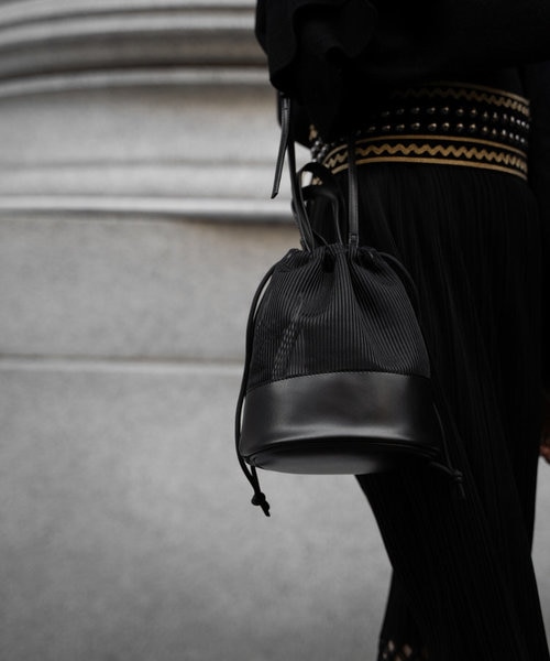 GENTLEWOMAN メッシュトートバッグ sakina_yamamoto】メッシュ巾着トートバッグ｜コロニートゥー