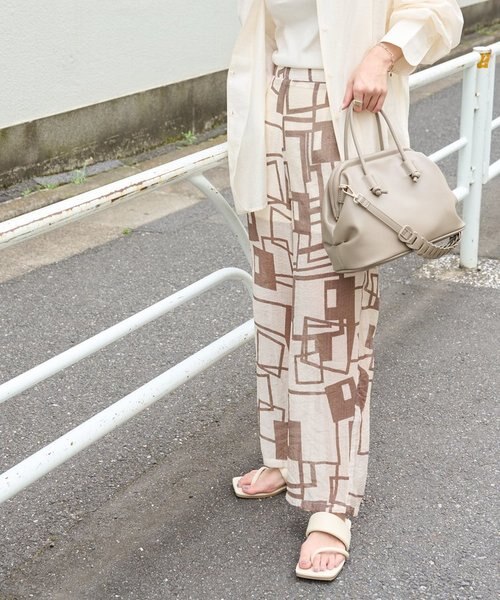 幾何学柄ストレートパンツ / シアー幾何学柄パンツ｜コロニートゥー