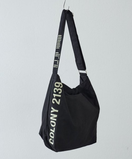 【着用動画あり】キャンバスロゴ入りショルダーバッグ/ユニセックス