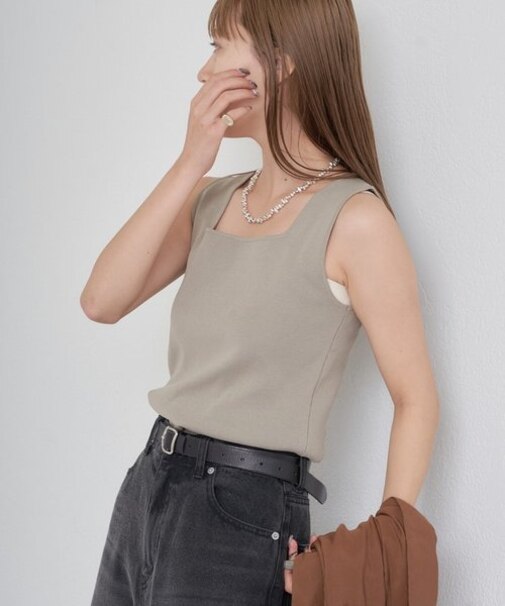 エステルヤーンスクエアネックニットタンクトップ