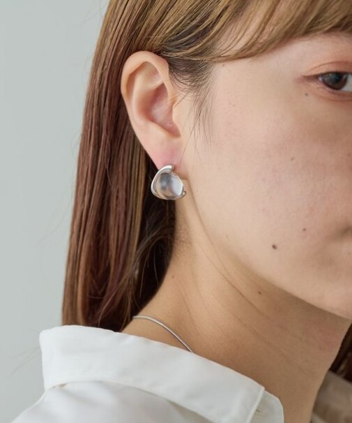 メタルフレーム×クリアボールピアス