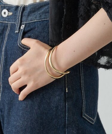 ダブルラインズバングル