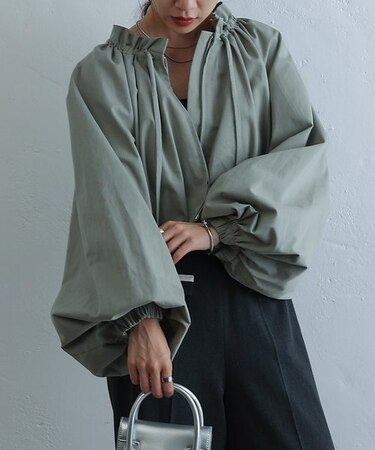 two one three nine +0 /ボリュームスリーブZIPブルゾン