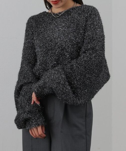 【着用動画あり】クロップドボリュームスリーブシャギーラメニット