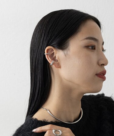 トーニーワイヤーイヤカフ