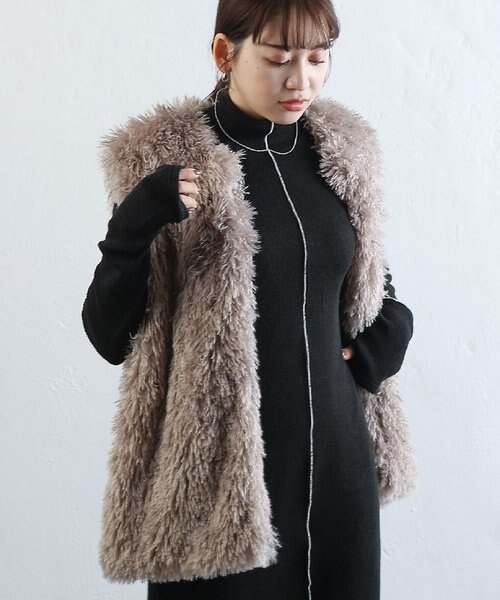 プードルカーリーフェイクファーベスト｜コロニートゥーワン