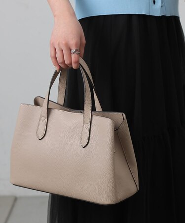 一枚合皮ハンドバッグ