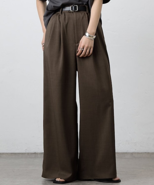 タックワイドパンツ