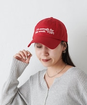 メッセージ刺繍キャップ