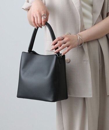 ワンハンドルスクエアバッグ