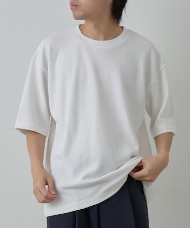 幾何学柄ジャガード半袖T