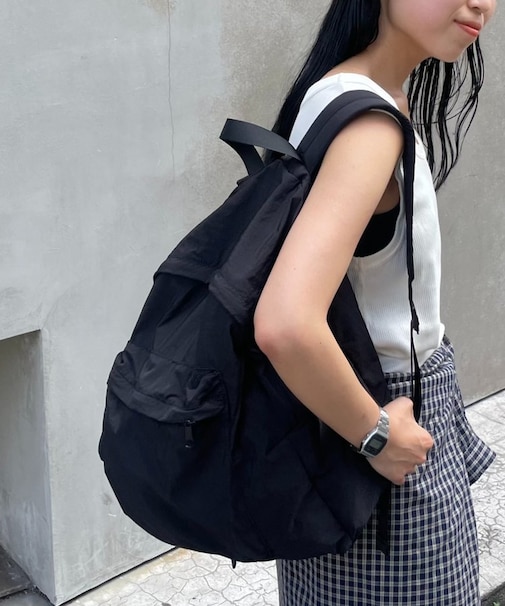 【UNISEX/超軽量270g】撥水ソフトナイロンバックパック
