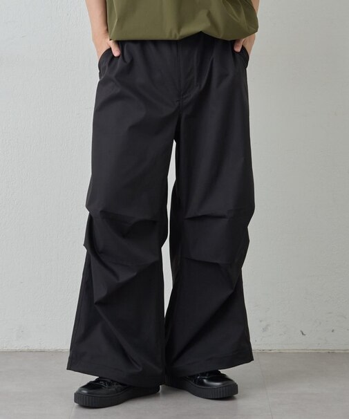 パラシュートパンツ