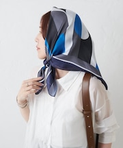 スカーフ 幾何柄 70×70