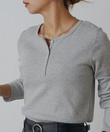 【WEB限定】ヘンリーネックテレコロングスリーブTee