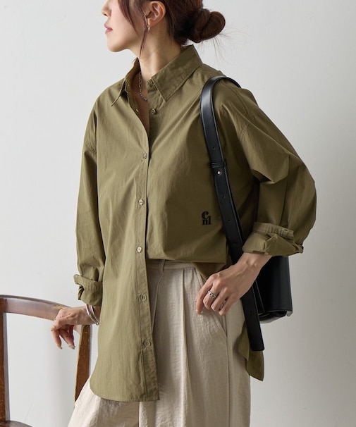 刺繍ロゴコットンシャツ