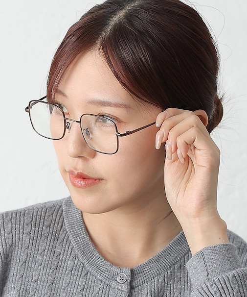 スクエアフレームメガネ