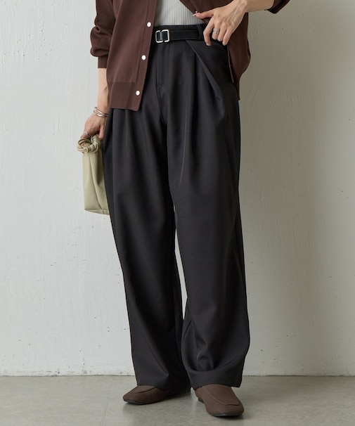 TR BOXタックパンツ