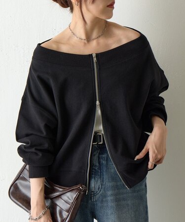 ダンボールオフショルジップトップス