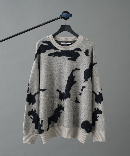 マップエンボスジャガードニット