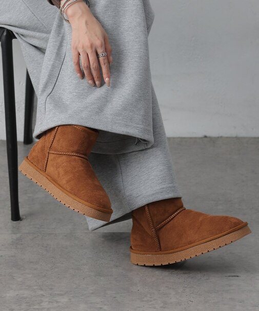 ムートンブーツ