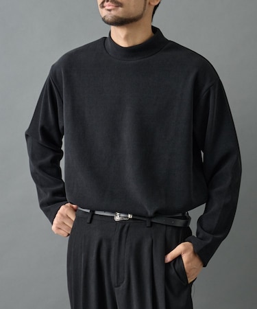 カットモールハイネックプルオーバー