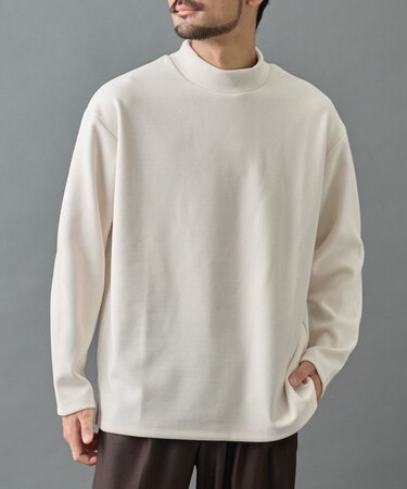 カットモールハイネックプルオーバー