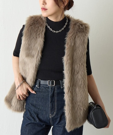 【リバイバル】ロングフェイクファーベスト