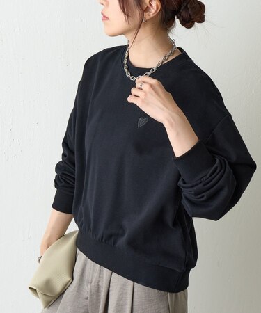 ハート刺繍スウェットプルオーバー