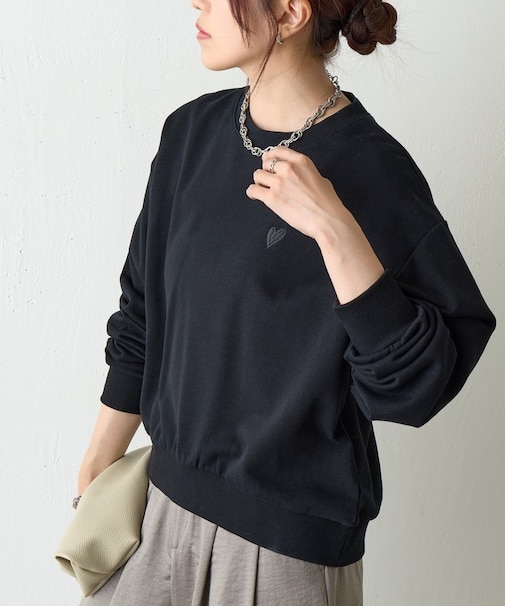 ハート刺繍スウェットプルオーバー