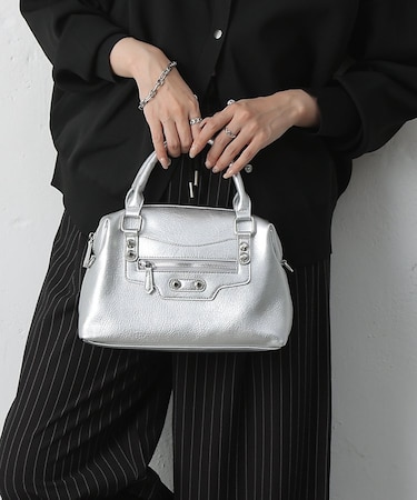 スタッズボストンバッグ