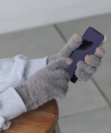 【リバイバル】スマホ対応モヘア風保湿加工手袋