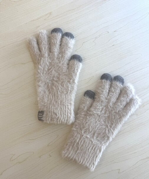 【リバイバル】スマホ対応モヘア風保湿加工手袋